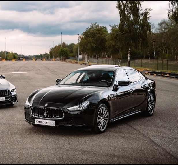 Gallery gallery_images_6_1_1790085312134258743.jpg Onze diensten | Karakterauto.