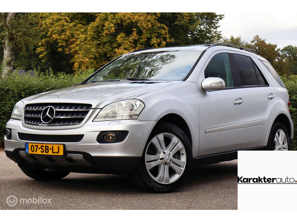 Mercedes-Benz M-Klasse 500 40101629-0.jpg | Karakterauto.