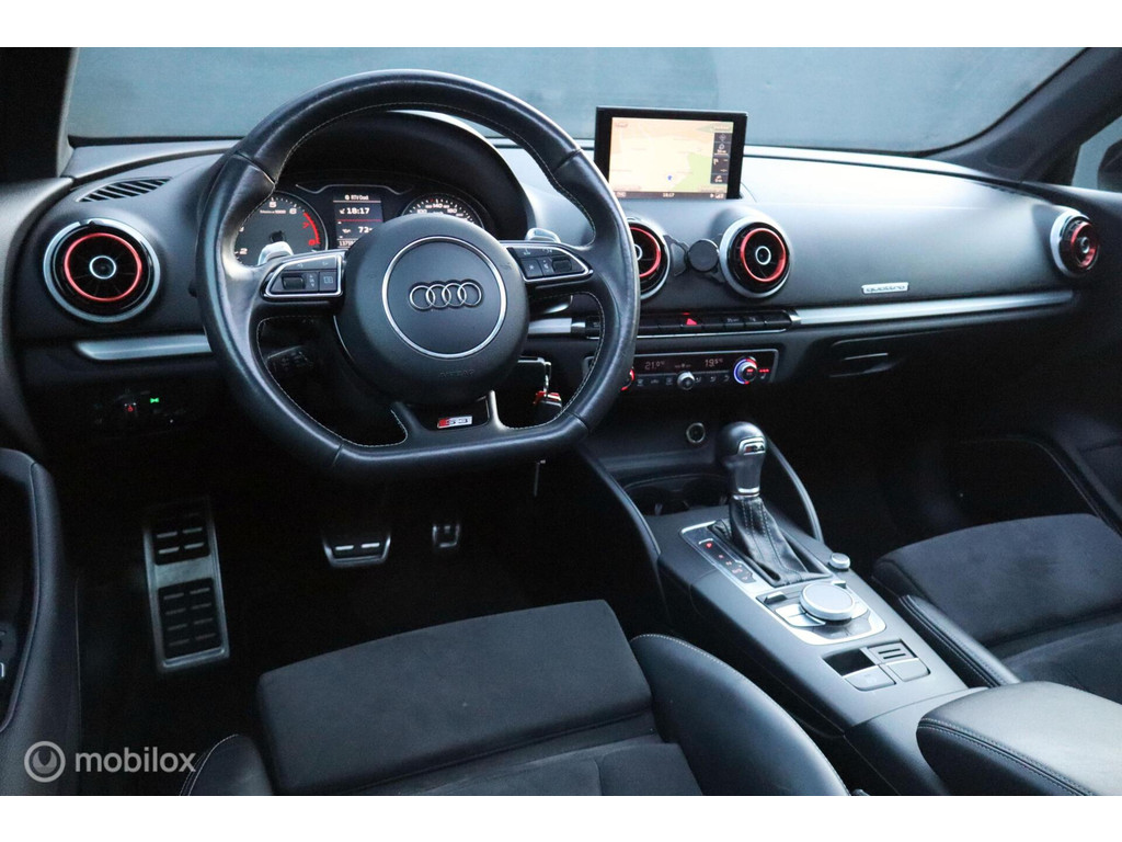 Audi S3 2.0 TFSI aut quattro 300pk Pro Line + | pano | LED 52071329-2.jpg | Karakterauto.