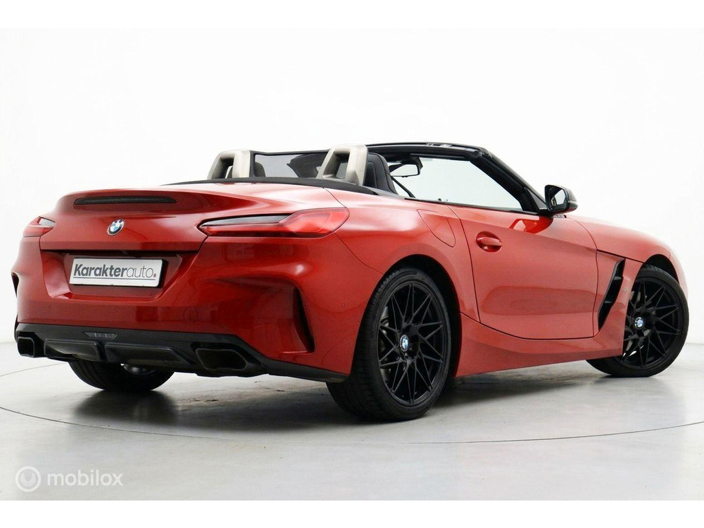 BMW Z4 Roadster M40i High Executive Harman/Kardon / Head-up 54443344-1.jpg | Karakterauto.
